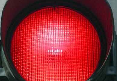 نور قرمز چراغ راهنما