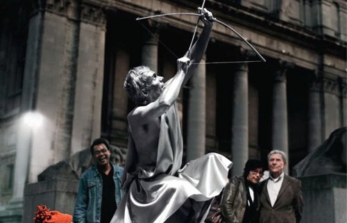 طراحی نورپردازی مجسمه تیرانداز-سراحی نورپردازی توسط فیلیپس لایتینگ Philips Lighting