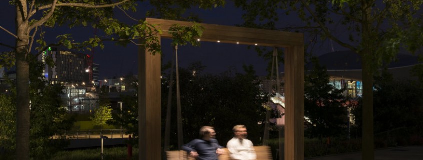 طراحی نورپردازی پارک المپیک ملکه الیزابت لندن-نورپردازی صندلی های تابی