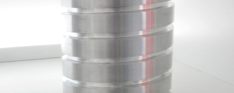 پروژکتور JetlLight (BeamLight) مدل پرتو ، مخصوص نورپردازی ستون های بلند