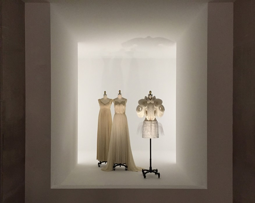 نورپردازی نمایشگاه-نورپردازی طاقچه توسط شرکت Dot Dash